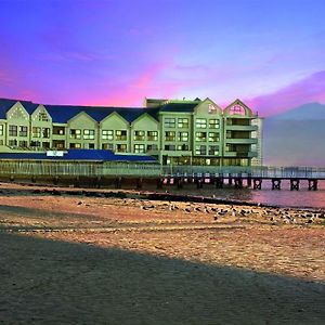 Strand Pavilion